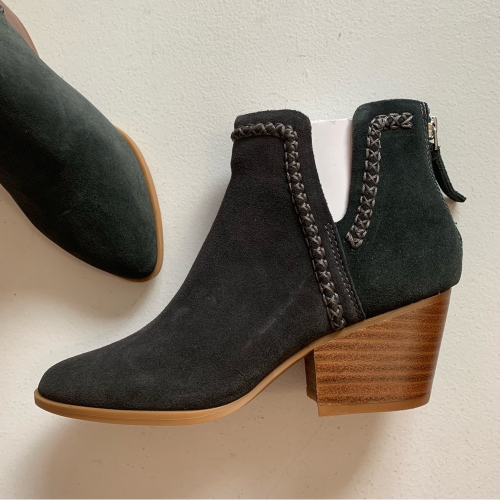 Dolce Vita Charcoal Grey Dylan Suede Ankle Bootie Boots Size 6 NWOB